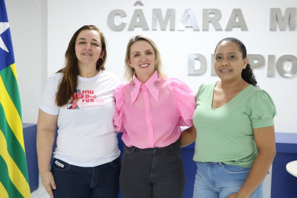 Dra. Eristânia Gonçalves, Vereadora Eliane Bezerra e Profª Luciene Amorim.jpg