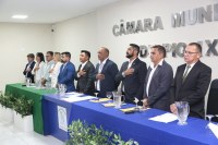 Câmara realiza sessão de posse dos vereadores, prefeito e vice-prefeito para Legislatura 2025-2028